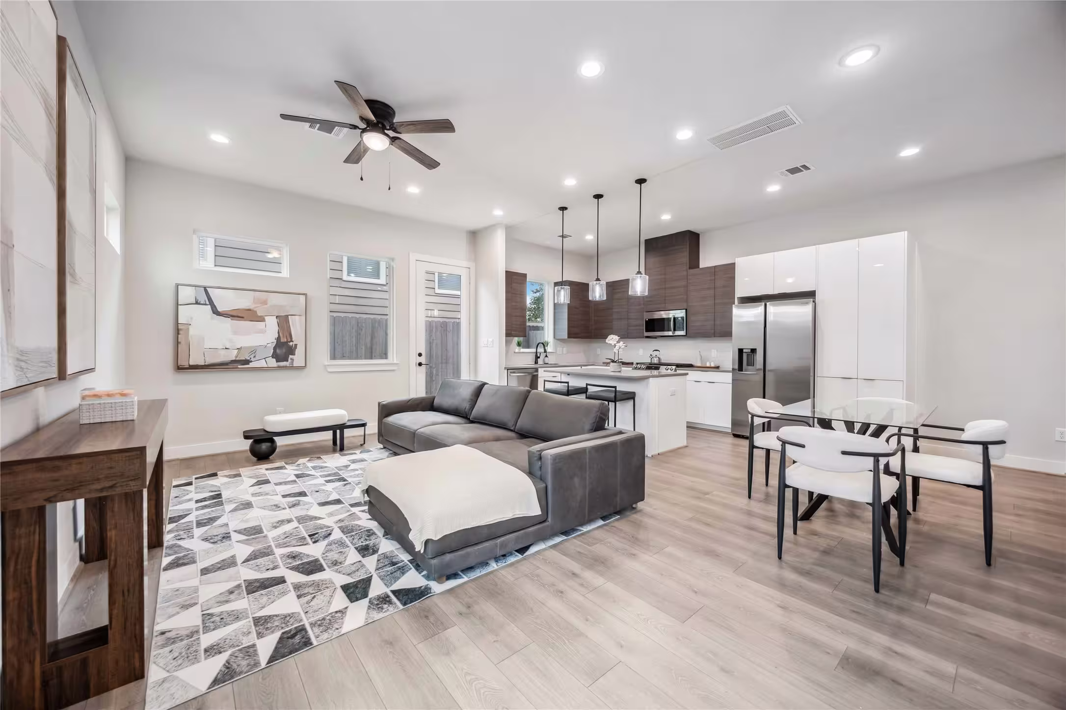 Photo 4 of 324 Charlock St Street, Houston, TX