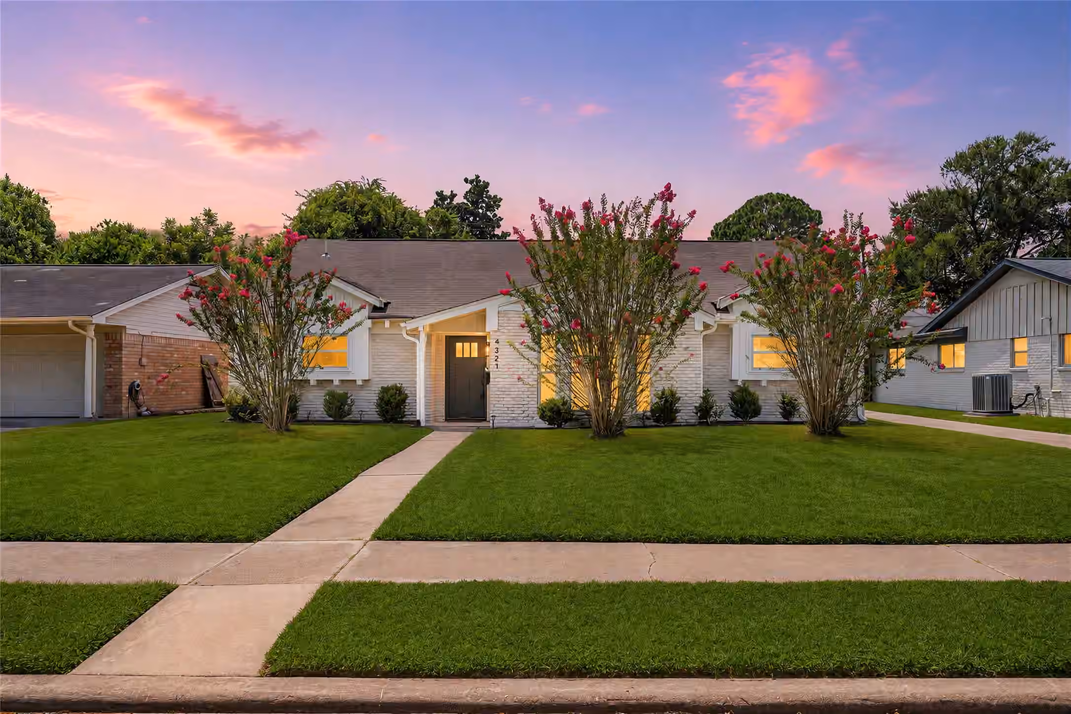 Photo of 4321 Kingfisher Drive, Houston, TX