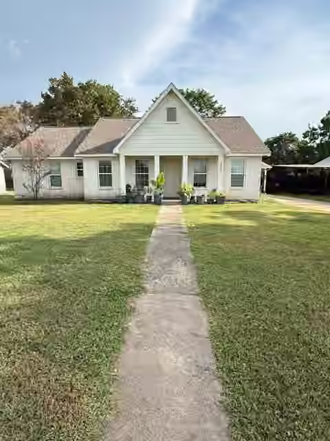 Photo of 1025 Zach Road, Hempstead, TX