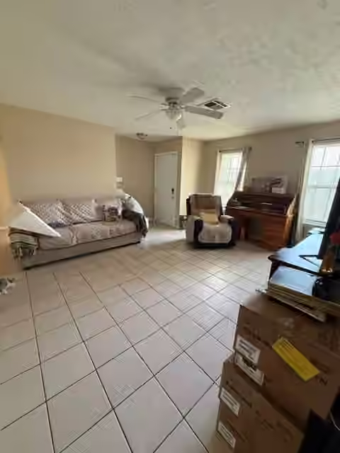 Photo 2 of 1025 Zach Road, Hempstead, TX