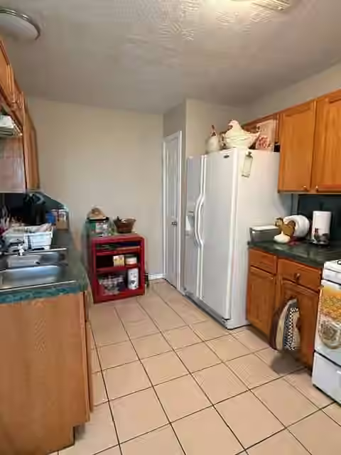 Photo 5 of 1025 Zach Road, Hempstead, TX