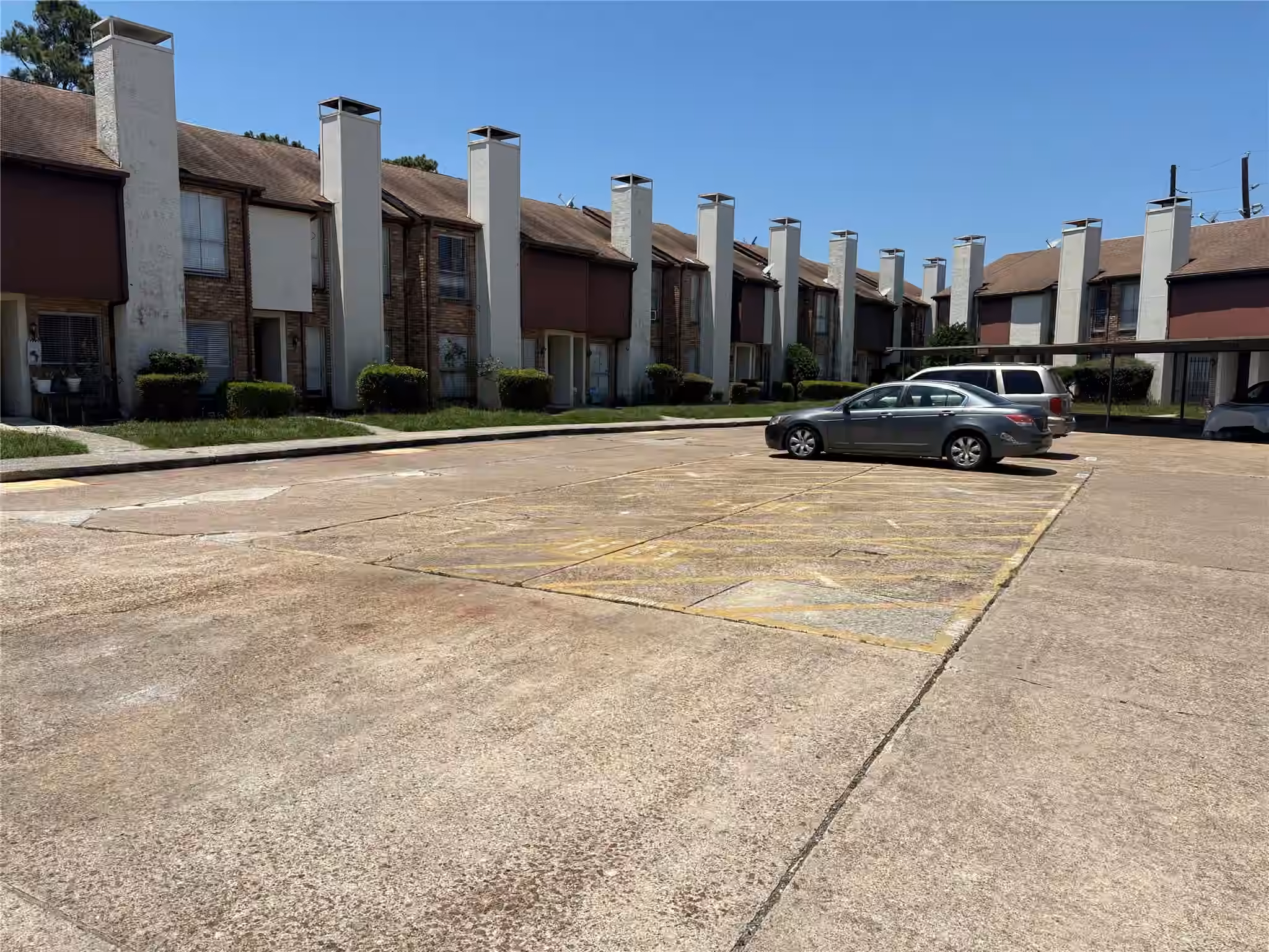 Photo 4 of 17230 Imperial Valley Drive 24, Houston, TX