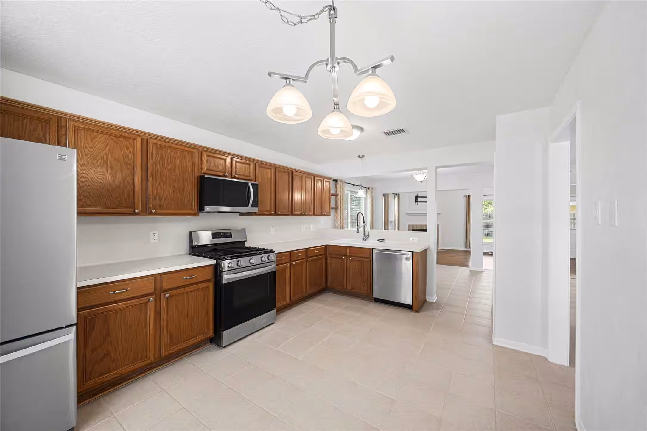 Photo 6 of 16003 Salton Point Drive, Friendswood, TX