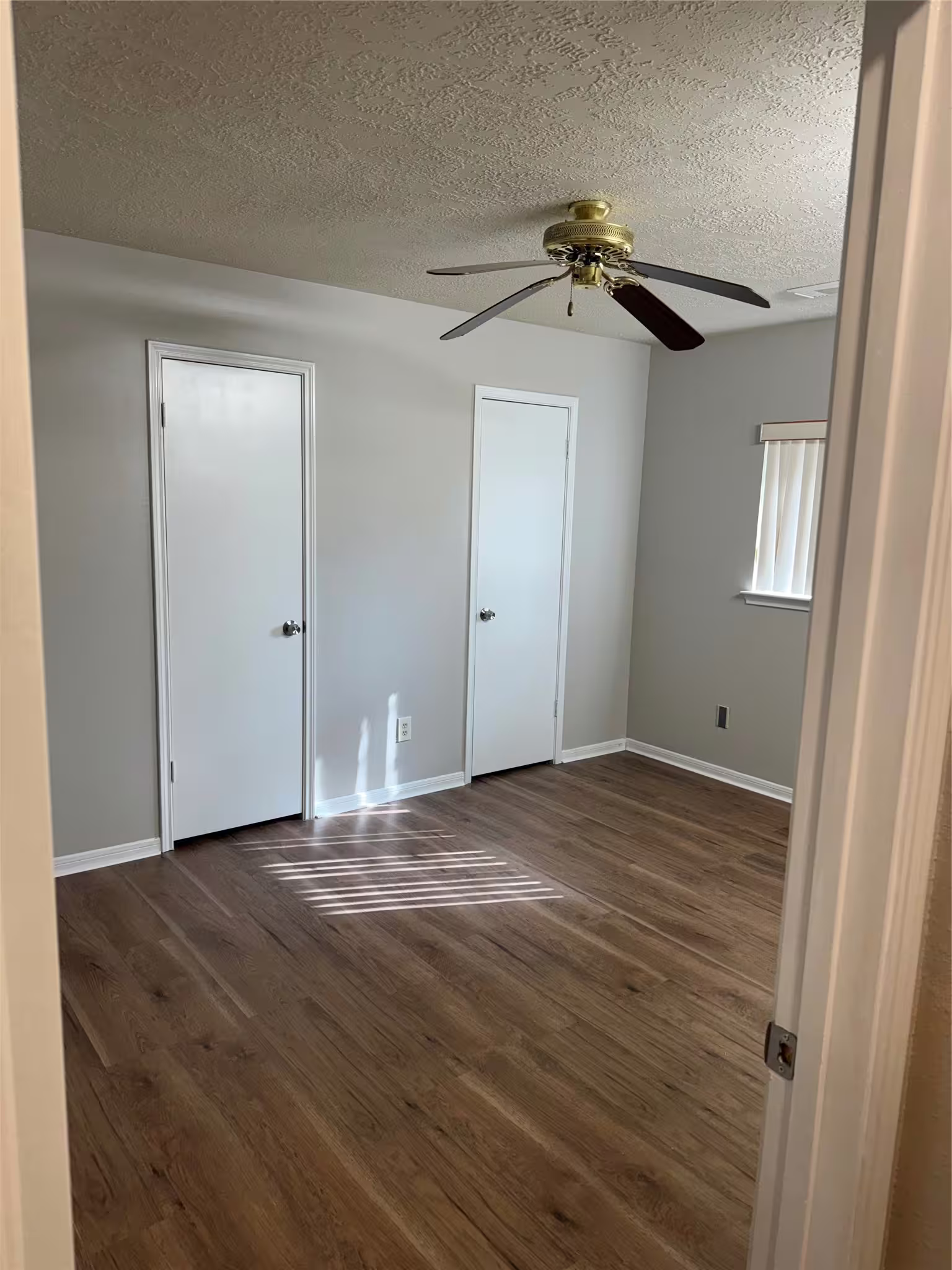 Photo 6 of 16611 PARLIAMENT DR, South Houston, TX
