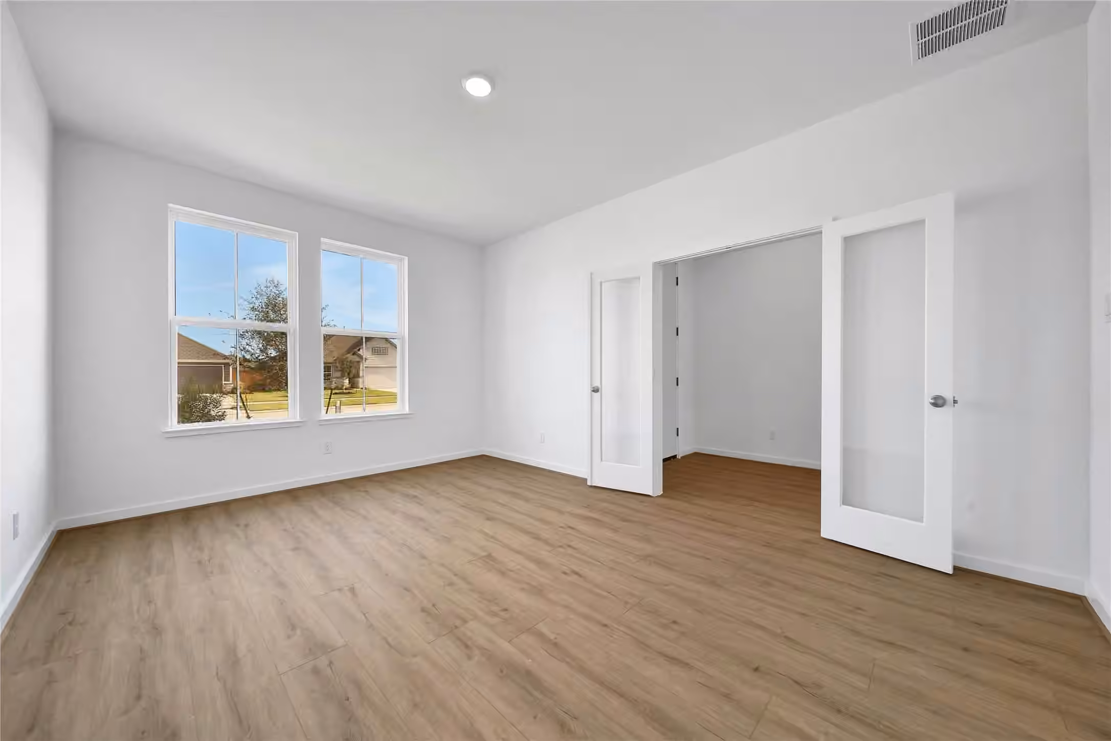 Photo 3 of 1832 Rory Christine Drive, Rosharon, TX
