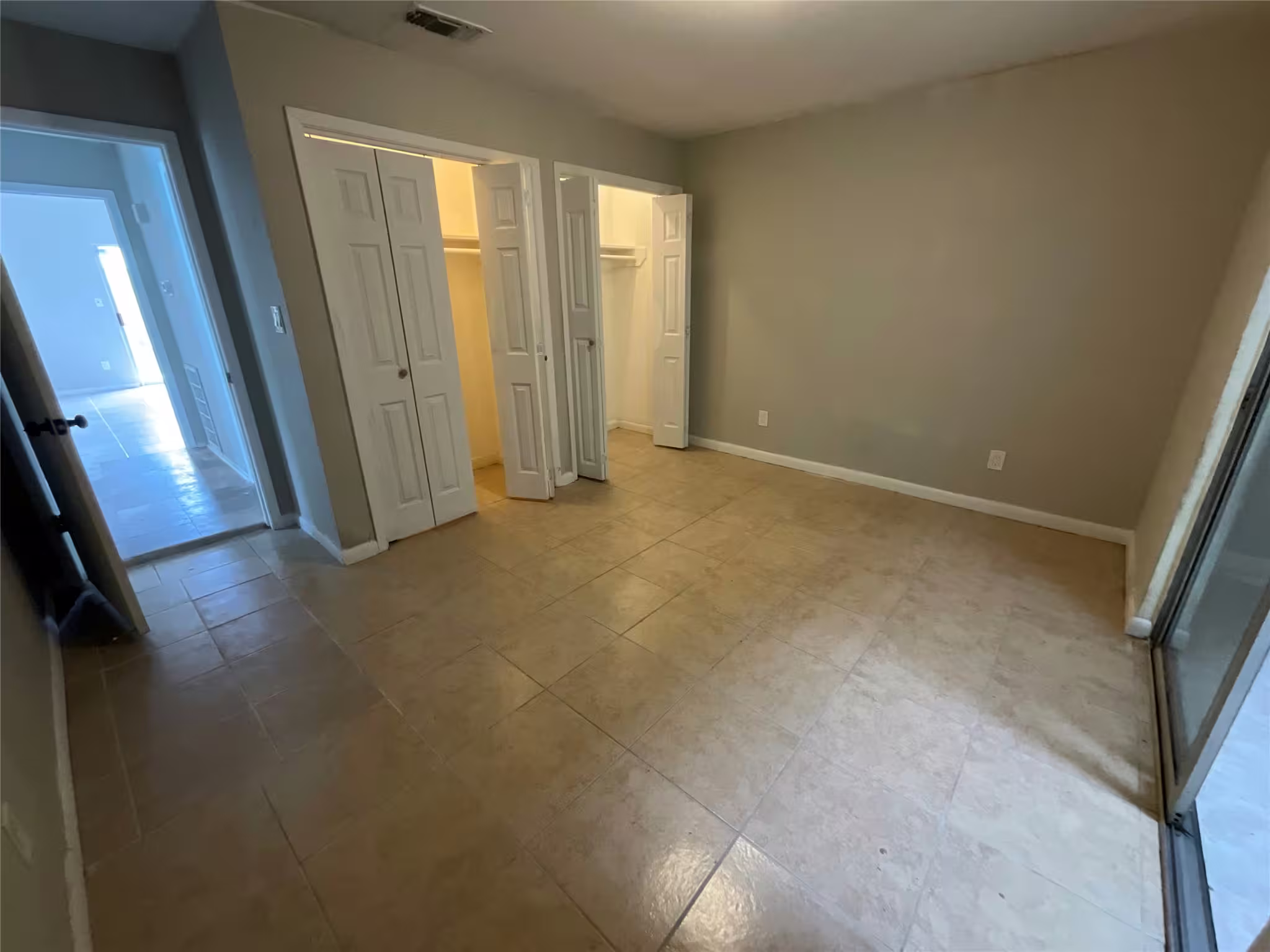 Photo 6 of 11111 Petworth Drive, Houston, TX