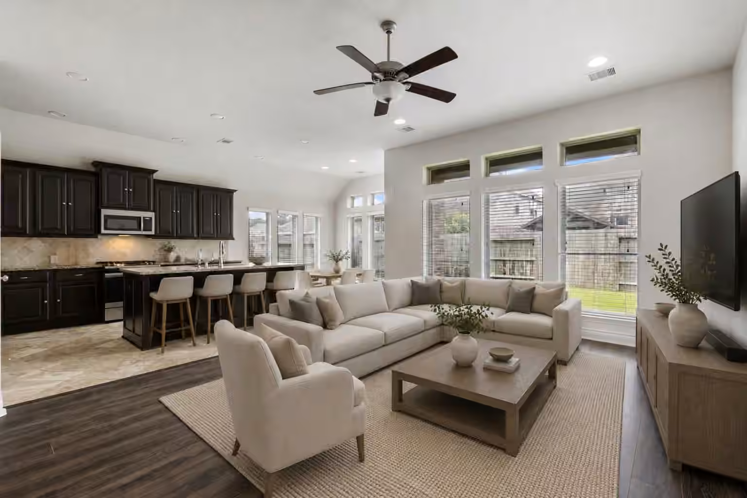 Photo 4 of 4108 Ashwood Hollow Lane, Spring, TX