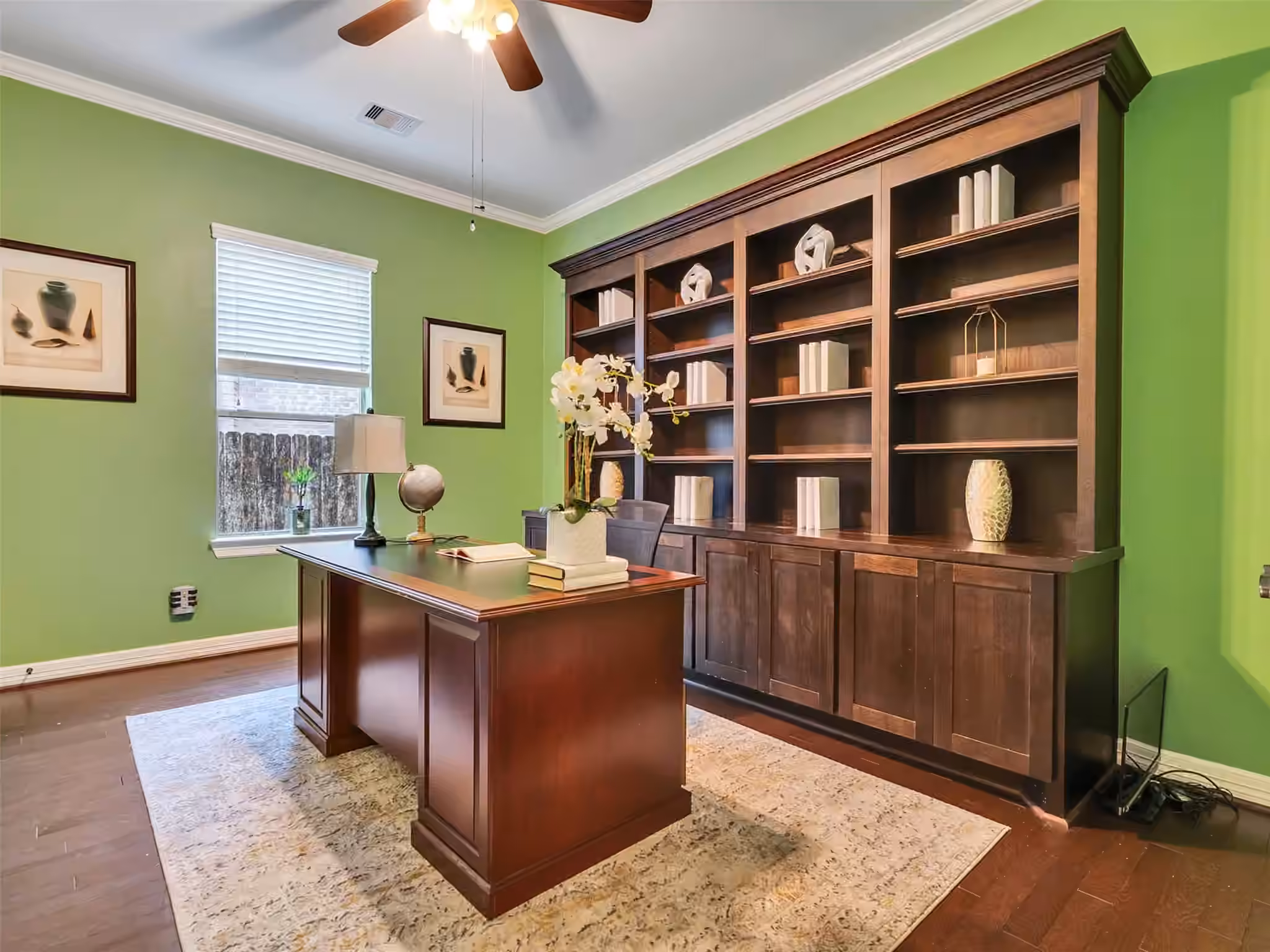 Photo 7 of 4702 Burclare Court, Sugar Land, TX