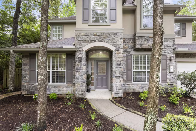 Photo 2 of 3 S Altwood Circle, The Woodlands, TX