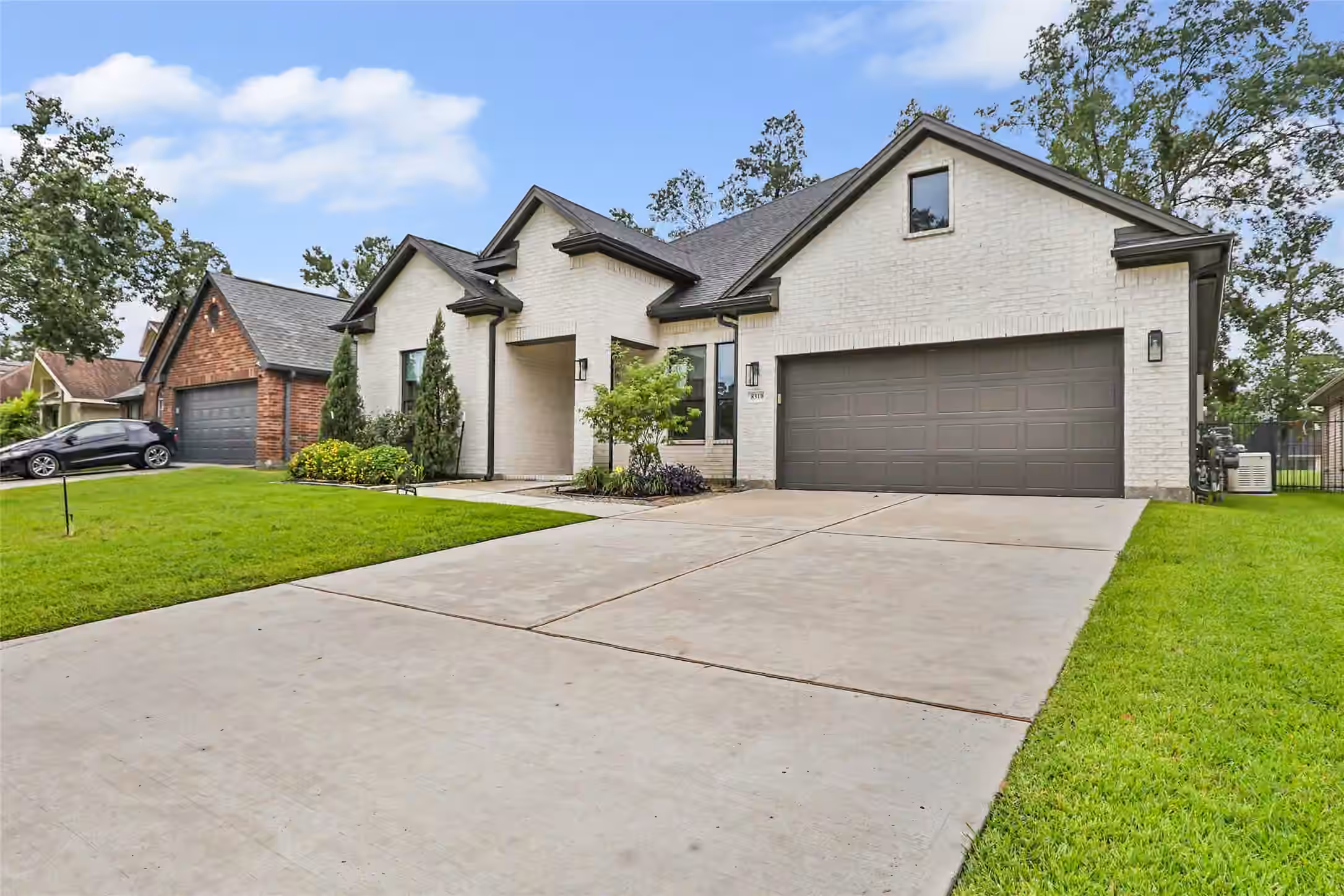 Photo 3 of 8310 Cross Country Drive, Humble, TX