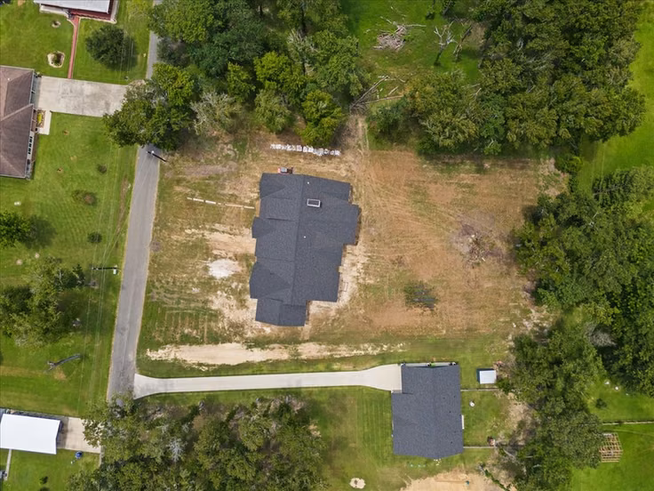 Photo 4 of 117 Daisy Ln, Baytown, TX