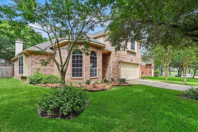 Photo of 5711 Shady Hollow Court, Rosharon, TX