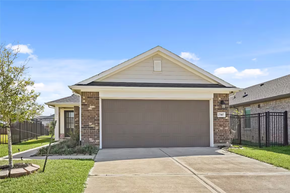 Photo 2 of 27007 Blue Pool Drive, Katy, TX