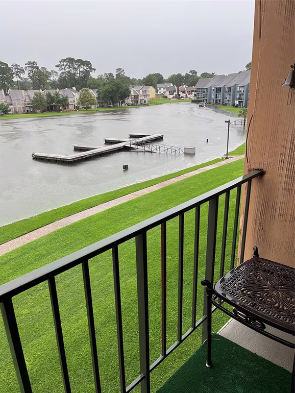 Photo 2 of 12600 Melville Drive 319B, Montgomery, TX