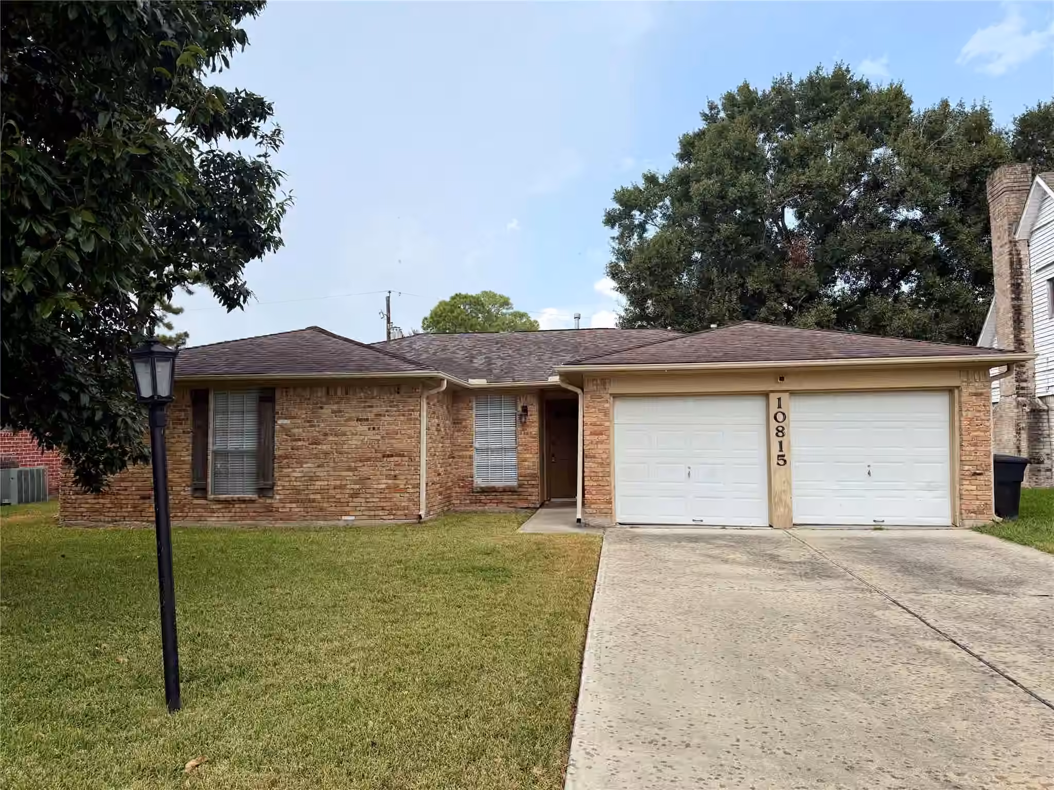 Photo of 10815 Sagecrest Lane, Houston, TX 77089