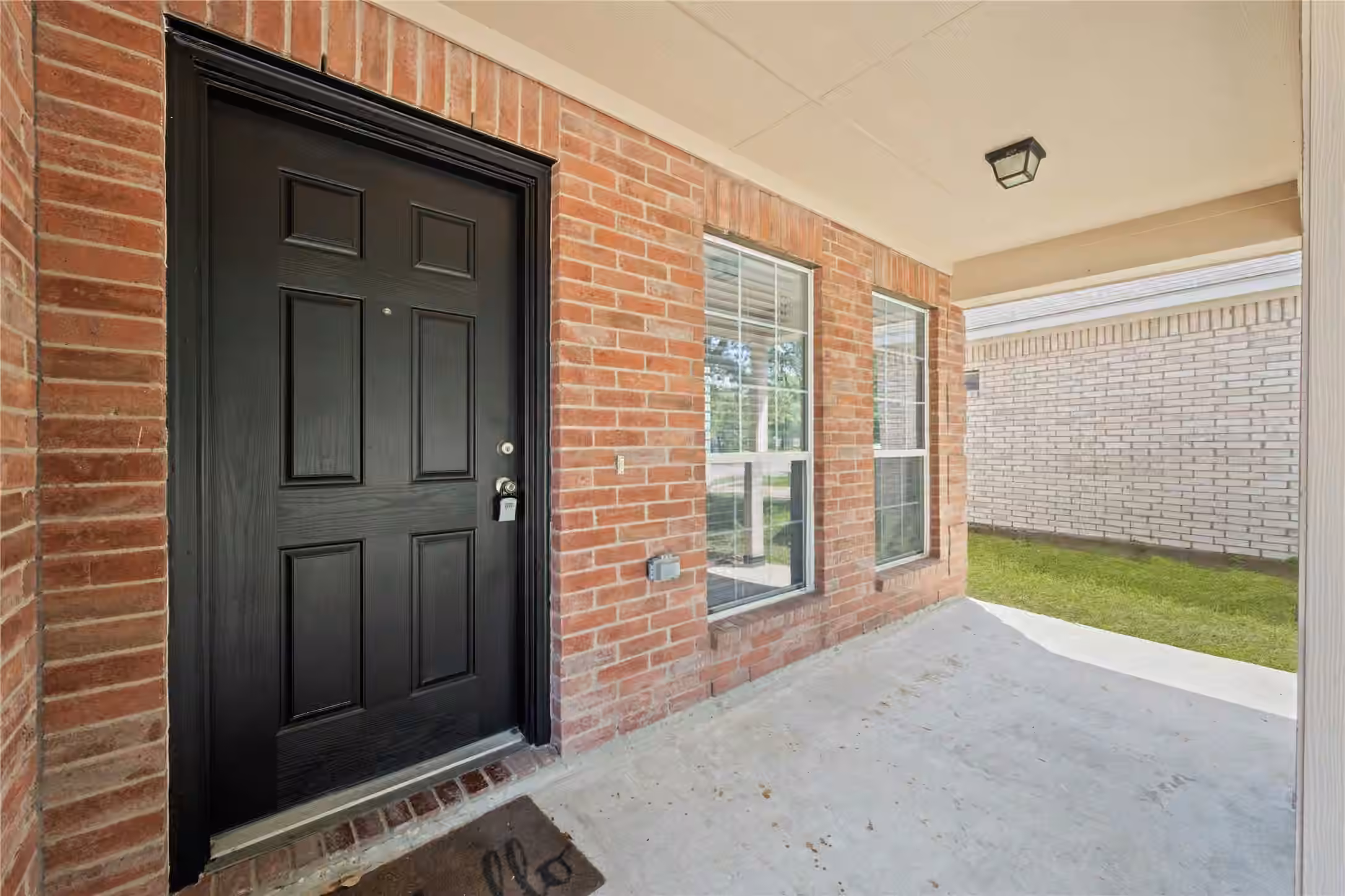 Photo 3 of 22511 Sweetglen Court, Spring, TX