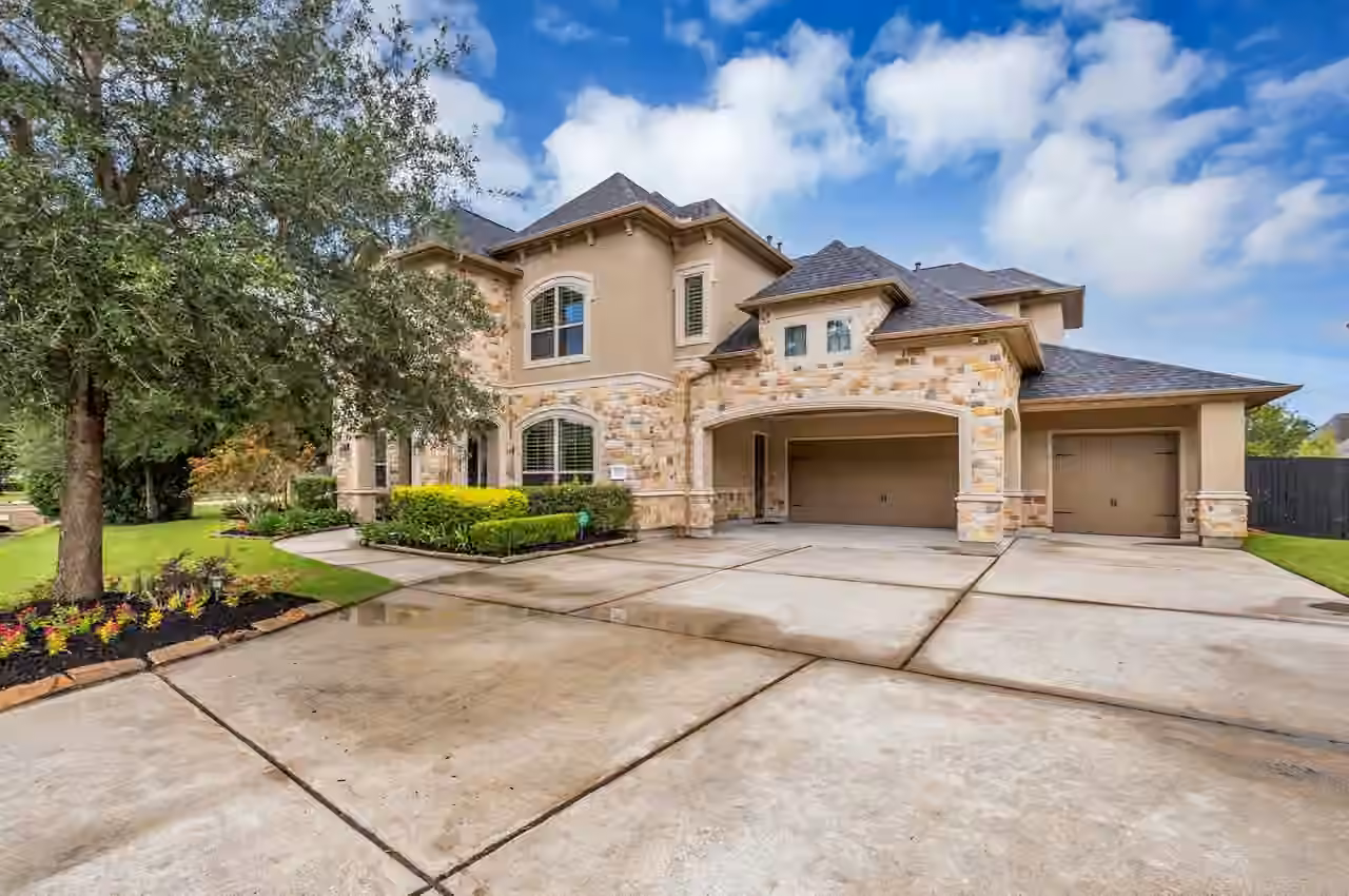 Photo 2 of 13507 Kluge Corner Lane, Cypress, TX
