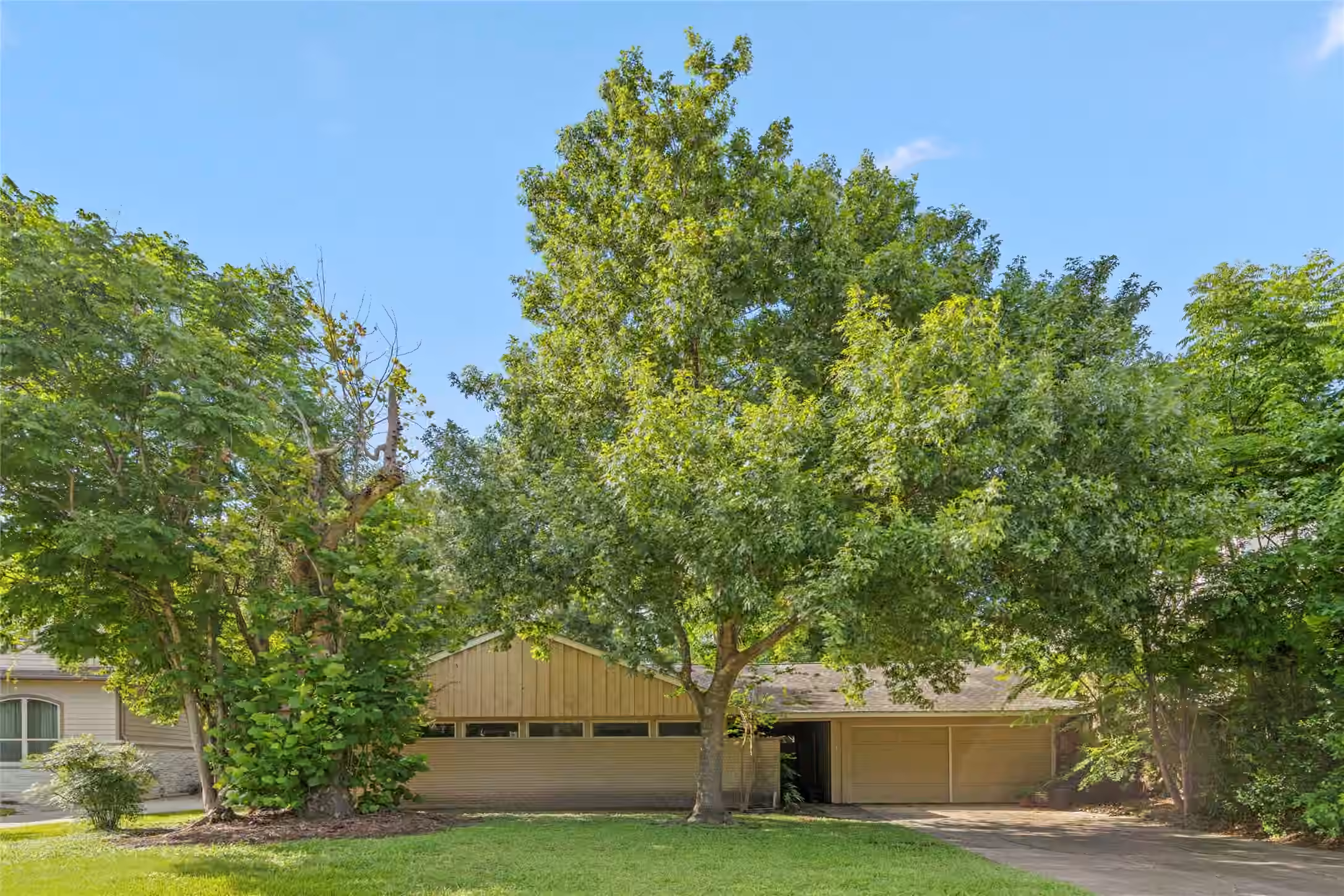 Photo of 5146 Carew Street, Houston, TX