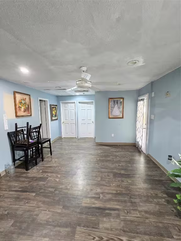 Photo 6 of 908 county road 340, Cleveland, TX