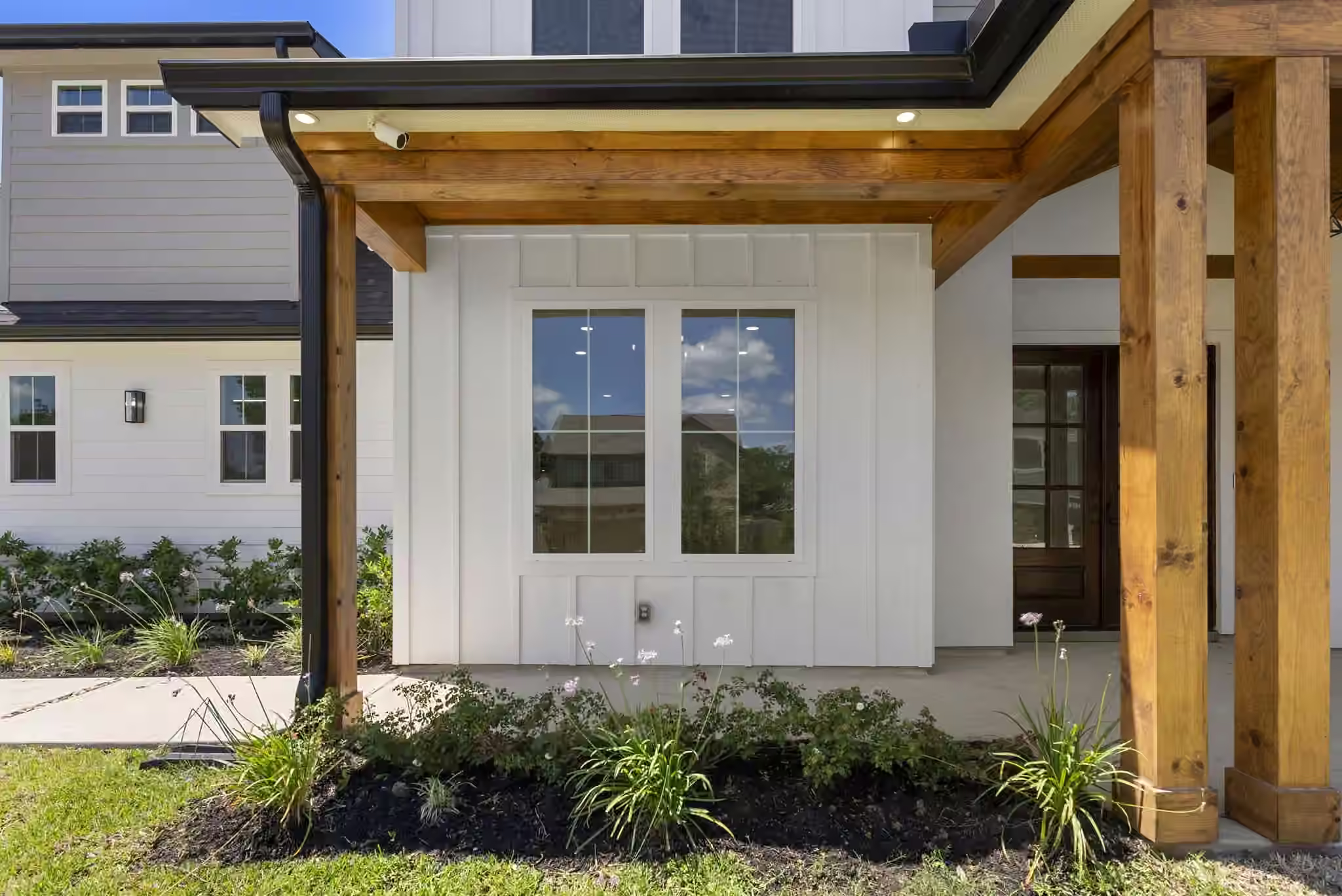 Photo 5 of 3709 Oak Court, Montgomery, TX