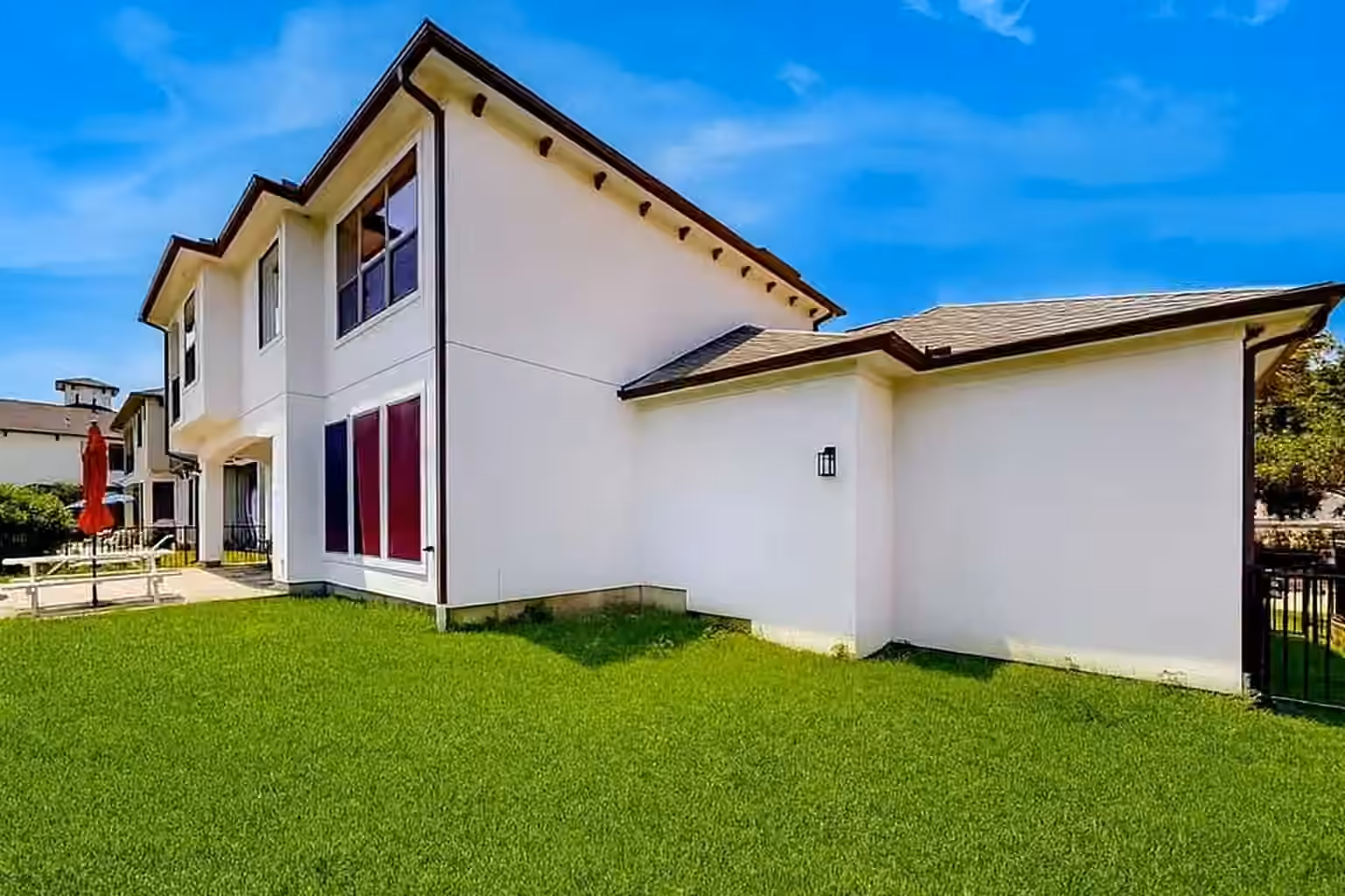 Photo 3 of 1834 Lakeside Drive, Seabrook, TX