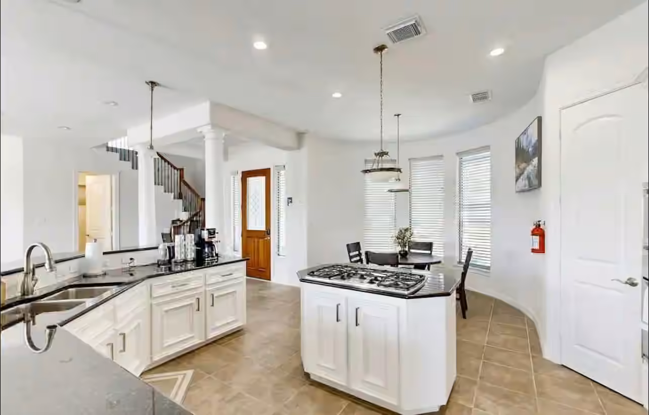 Photo 5 of 1834 Lakeside Drive, Seabrook, TX