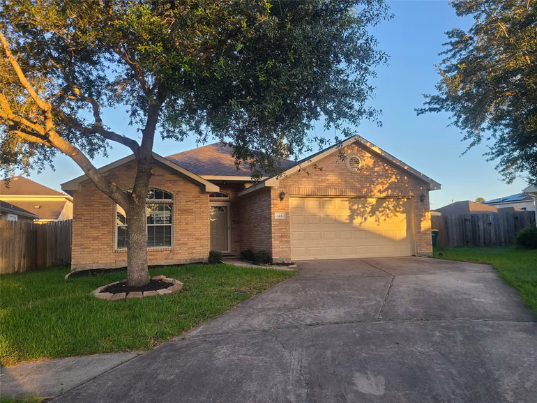 Photo of 113 Laurel Meadow Court, La Marque, TX 77568