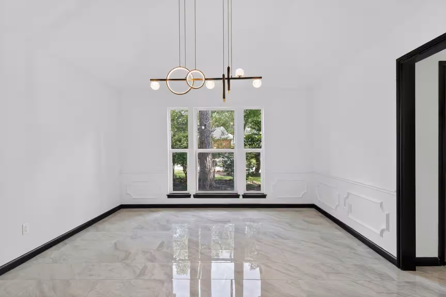 Photo 5 of 5218 Timber Shade Drive, Houston, TX