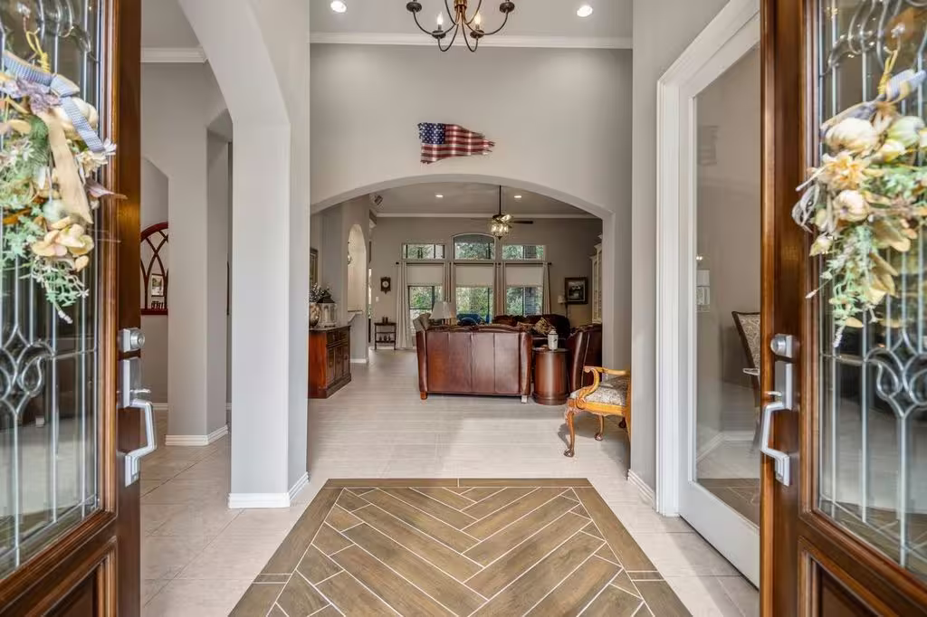 Photo 5 of 26 Brookgreen Circle S, Montgomery, TX