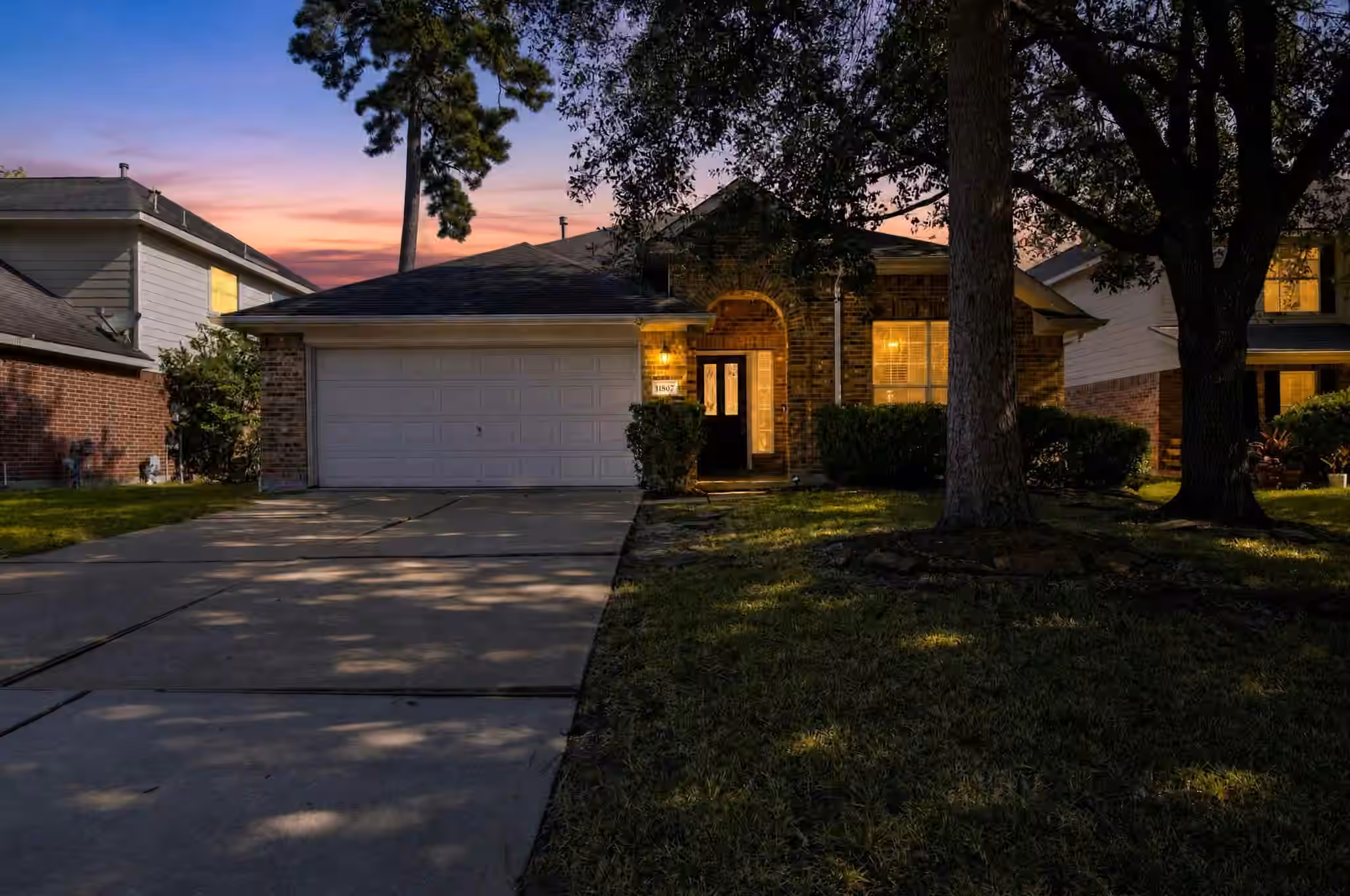Photo 2 of 11807 Rainbow Bridge Lane, Humble, TX