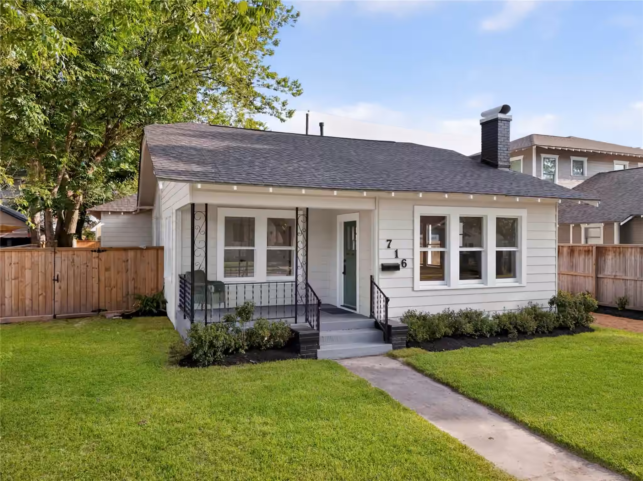 Photo of 716 W Cottage Street, Houston, TX 77009
