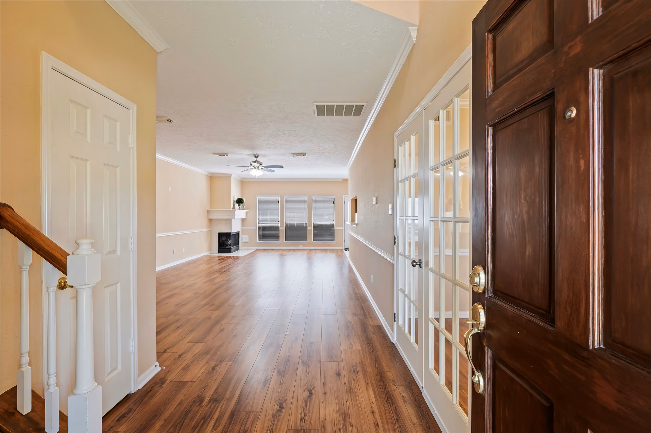 Photo 5 of 1287 El Camino Village Drive, Webster, TX