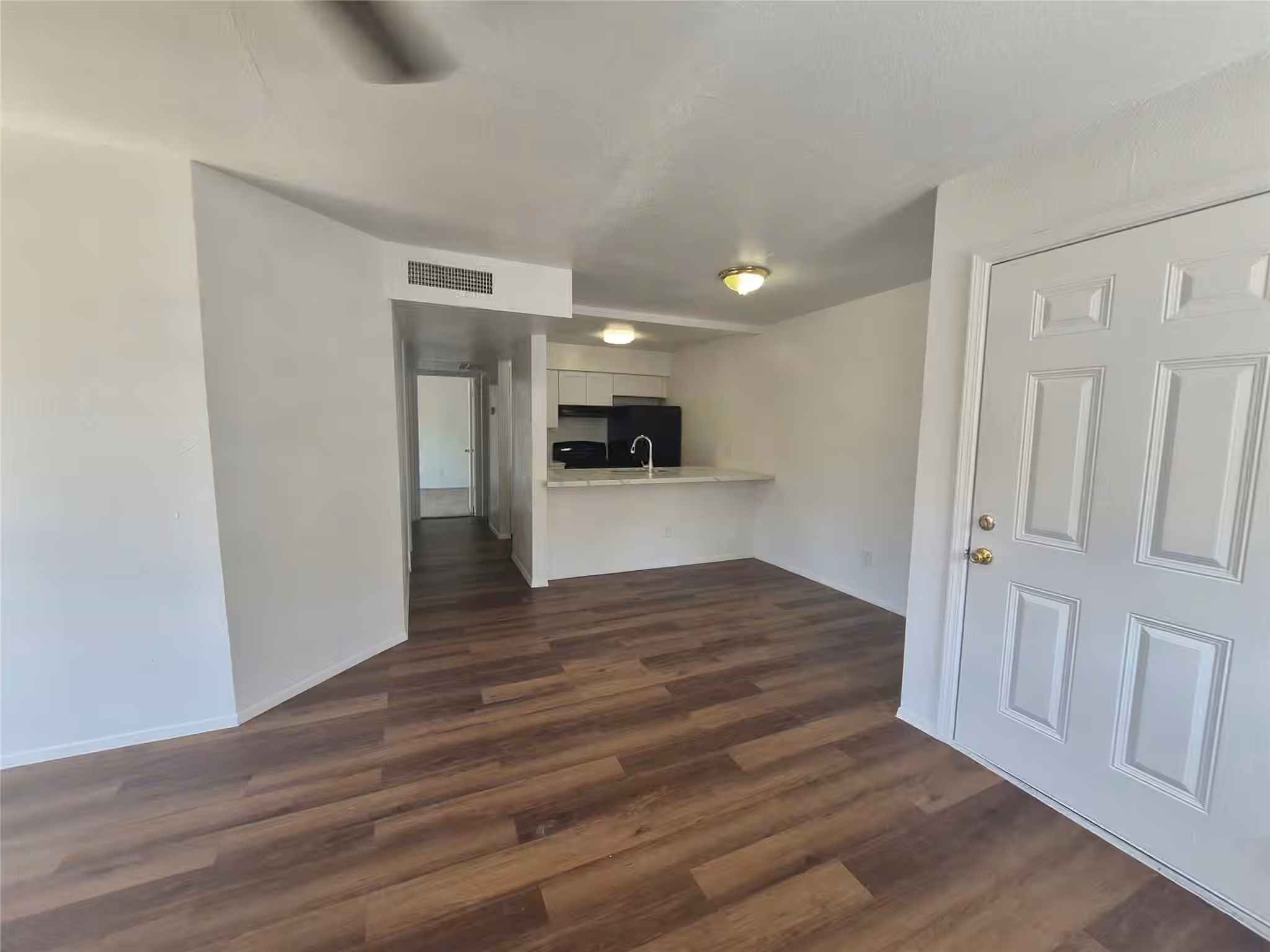 Photo 2 of 10601 South Drive 93, Houston, TX