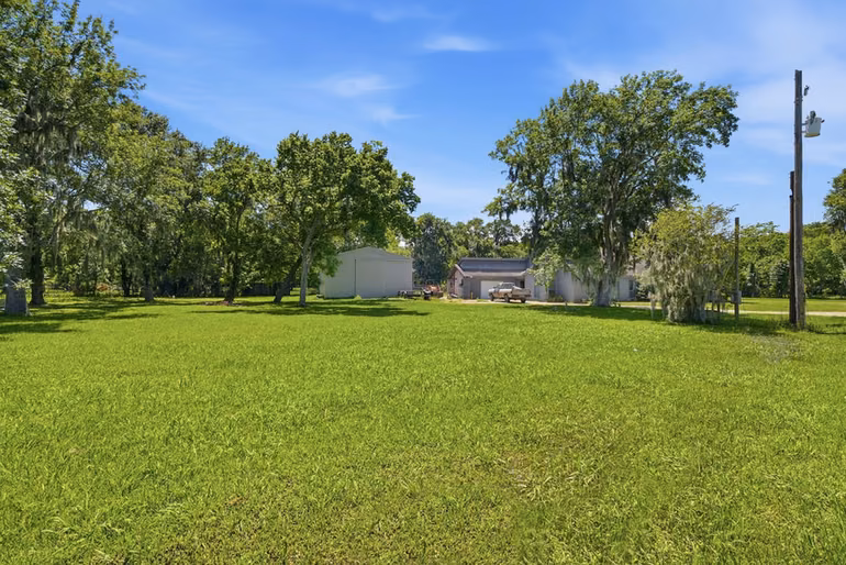 Photo 5 of 151 Tweedy Lane, Sweeny, TX