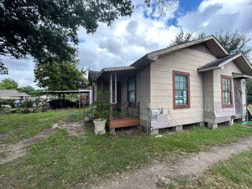 Photo 6 of 214 Bolden Street, Houston, TX