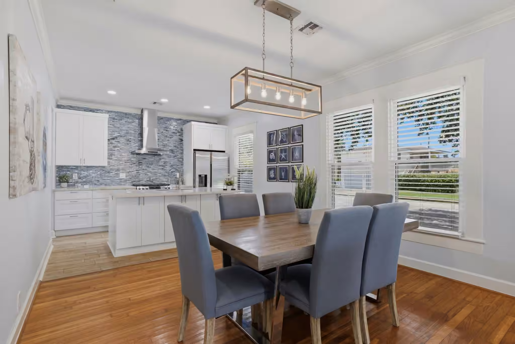 Photo 5 of 4702 Avenue N 1/2, Galveston, TX