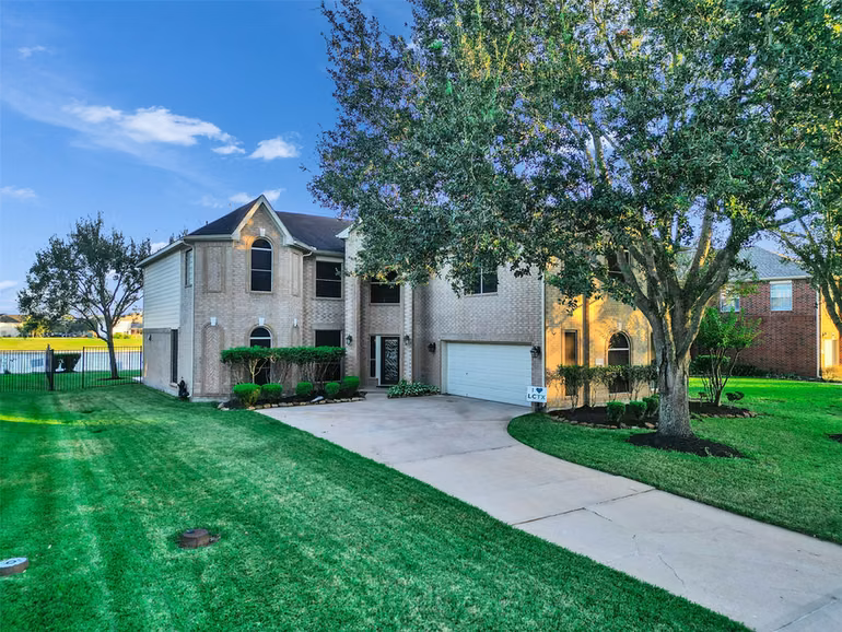 Photo of 2146 Brittany Colony Drive, League City, TX 77573