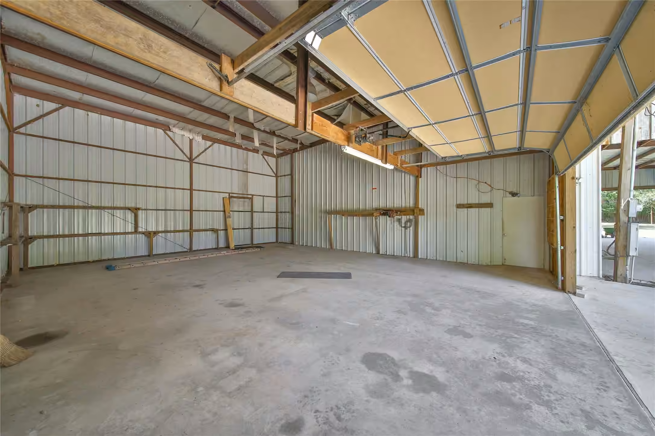 Photo 6 of 14668 Lynnwood Drive, Splendora, TX