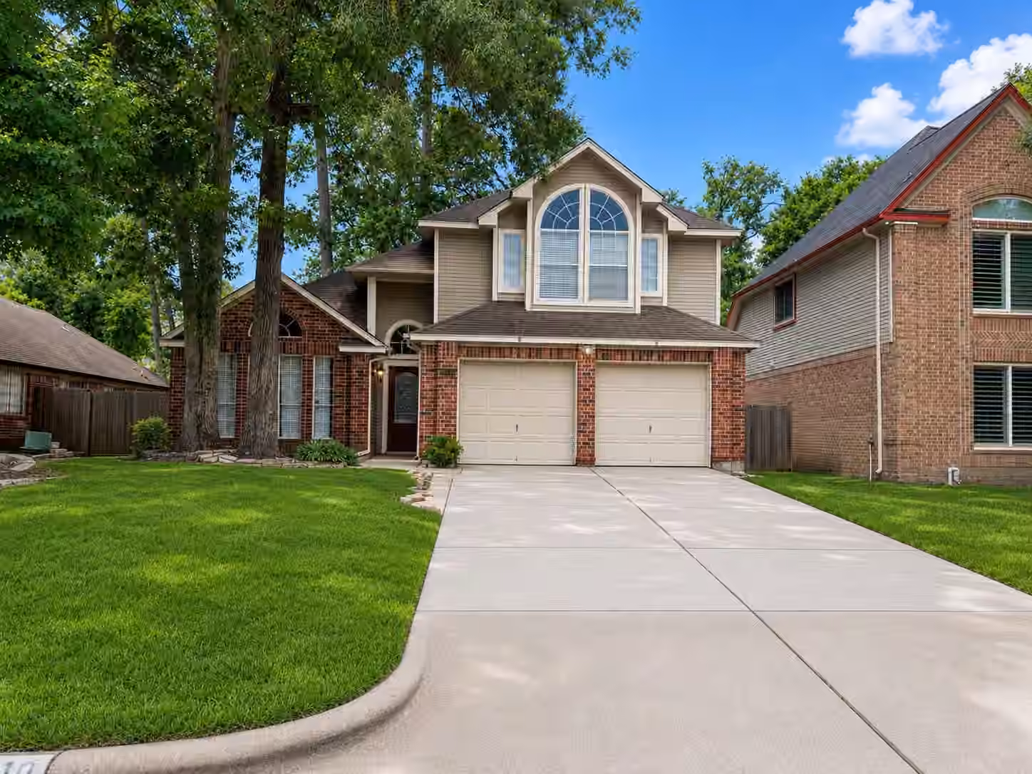 Photo of 4710 Natural Bridge Drive, Houston, TX