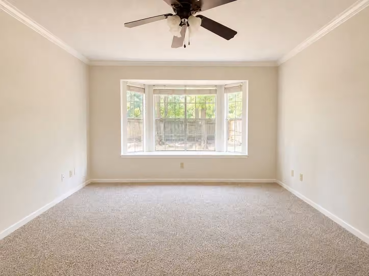 Photo 7 of 4710 Natural Bridge Drive, Houston, TX