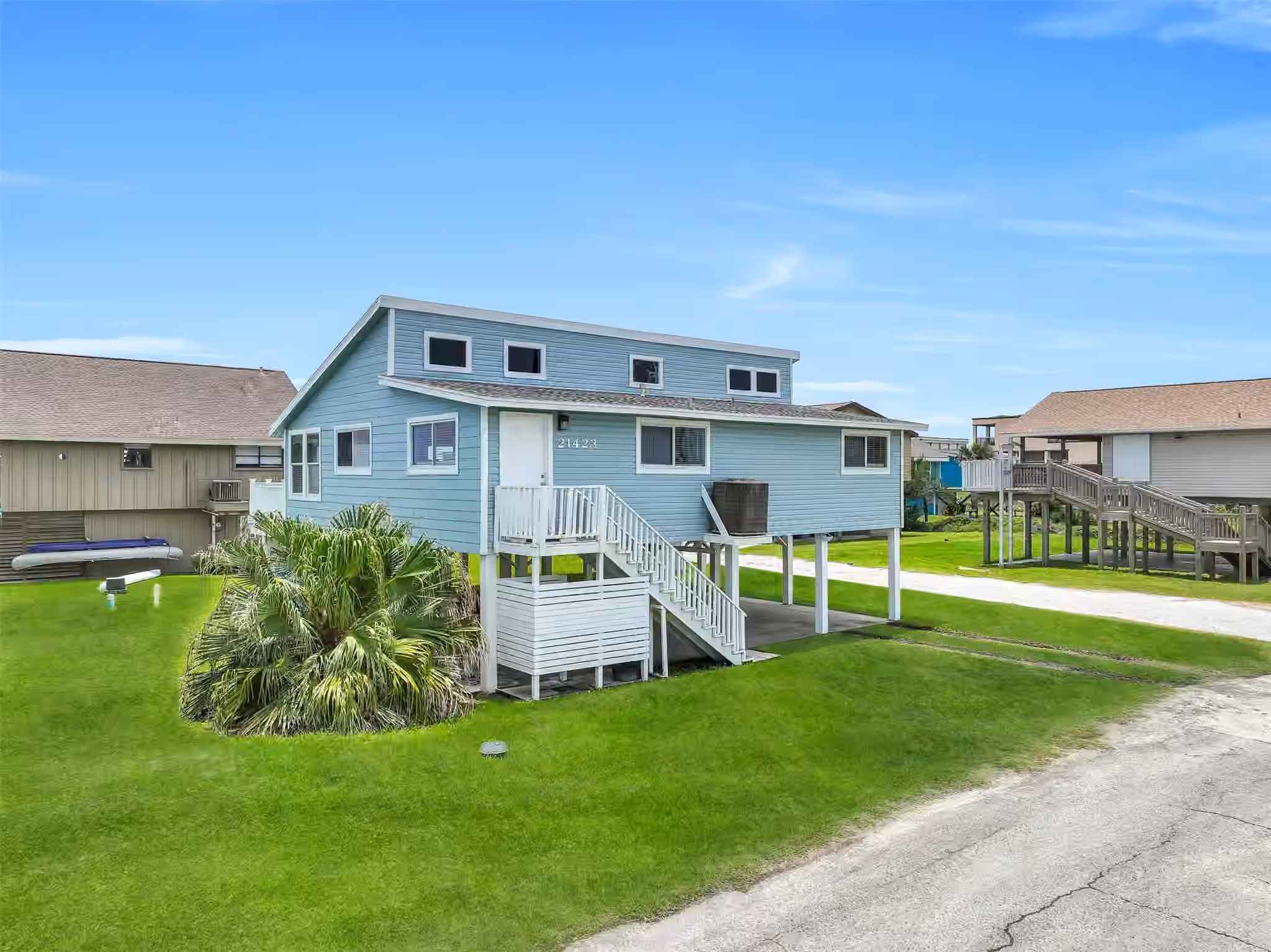 Photo of 21423 Gulf Drive, Galveston, TX