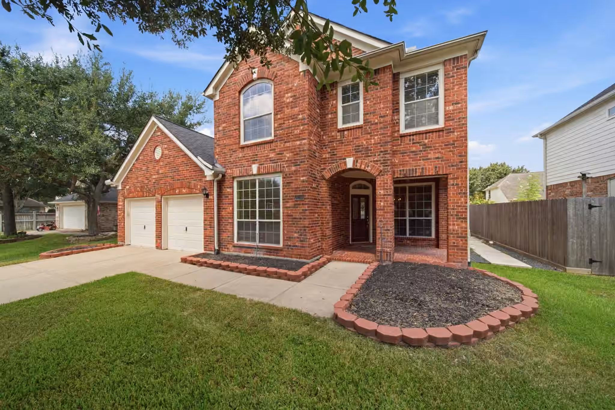Photo 4 of 6030 Gablestone Lane, Katy, TX
