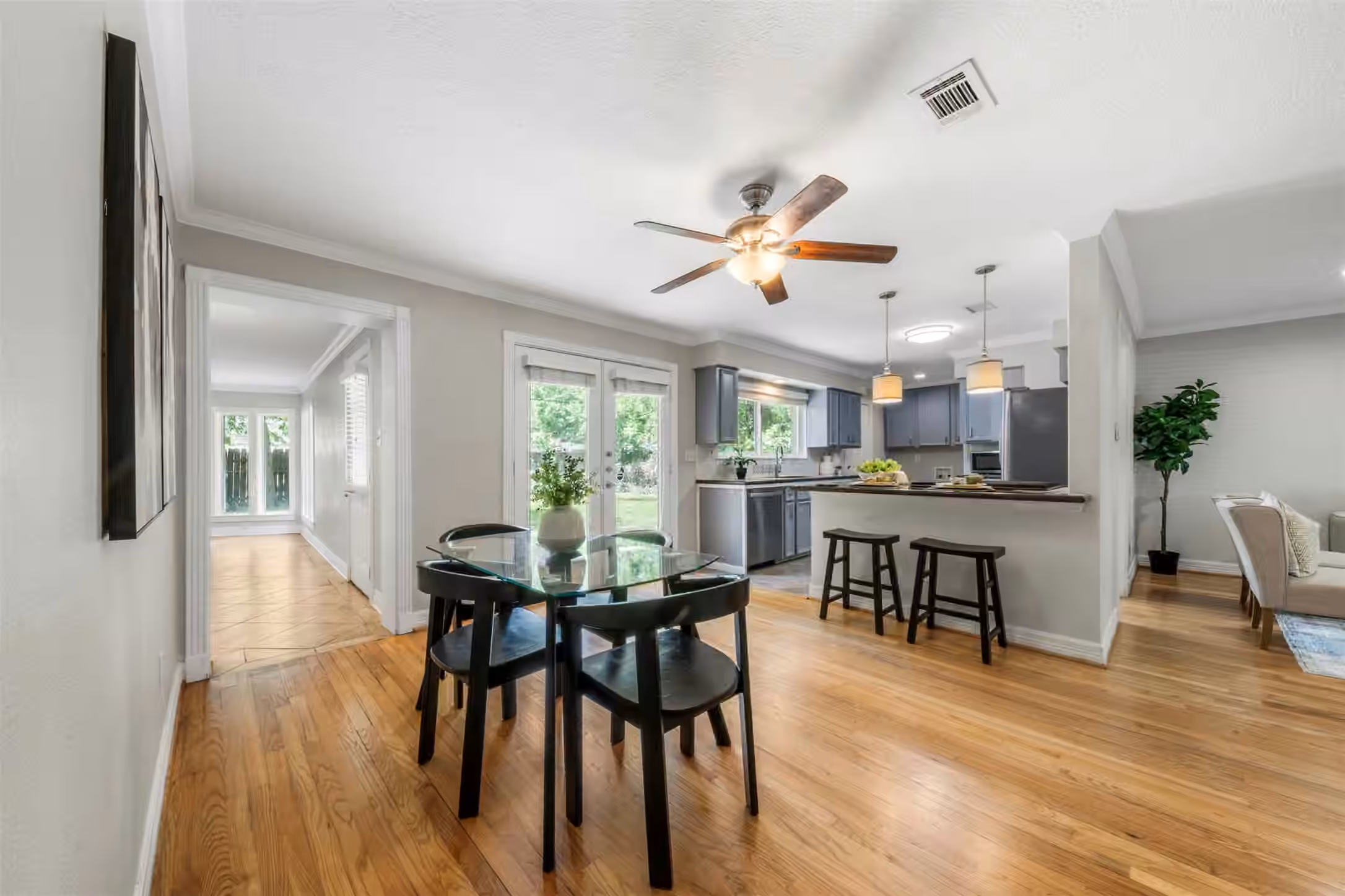 Photo 4 of 4307 Spellman Road, Houston, TX