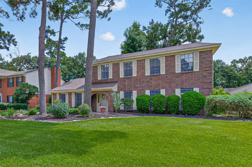 Photo 4 of 4326 Meadow Springs Drive, Kingwood, TX