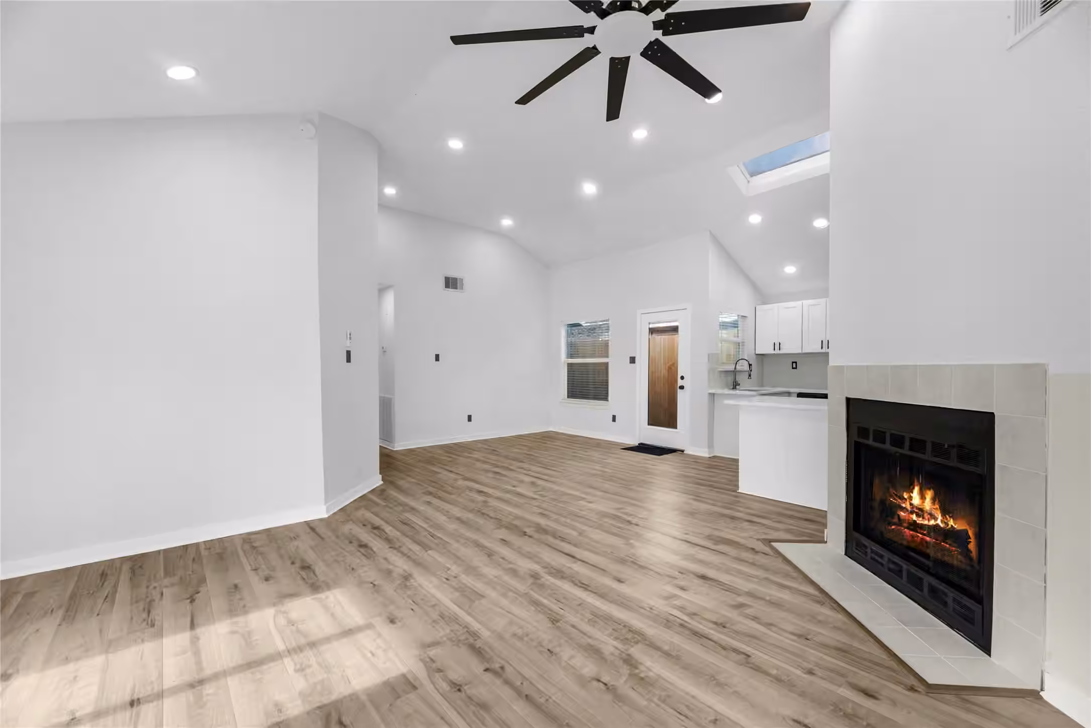 Photo 4 of 18503 Willow Moss Drive, Katy, TX