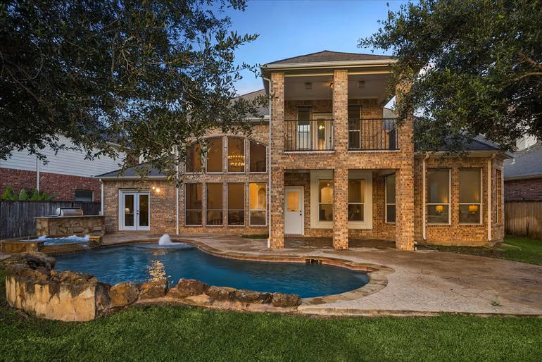 Photo 3 of 9206 Hernshead Lane, Missouri City, TX