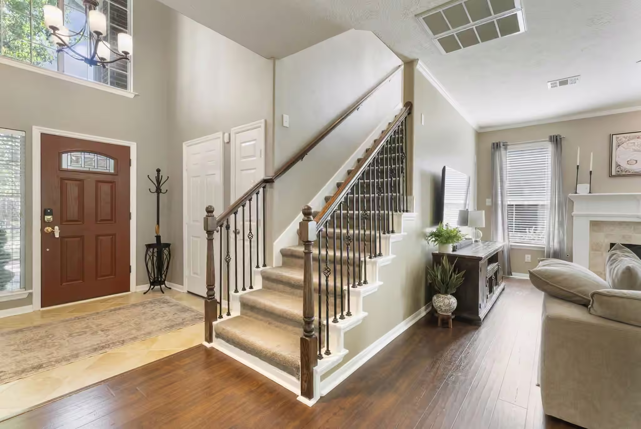 Photo 4 of 26 Almond Branch Place, The Woodlands, TX