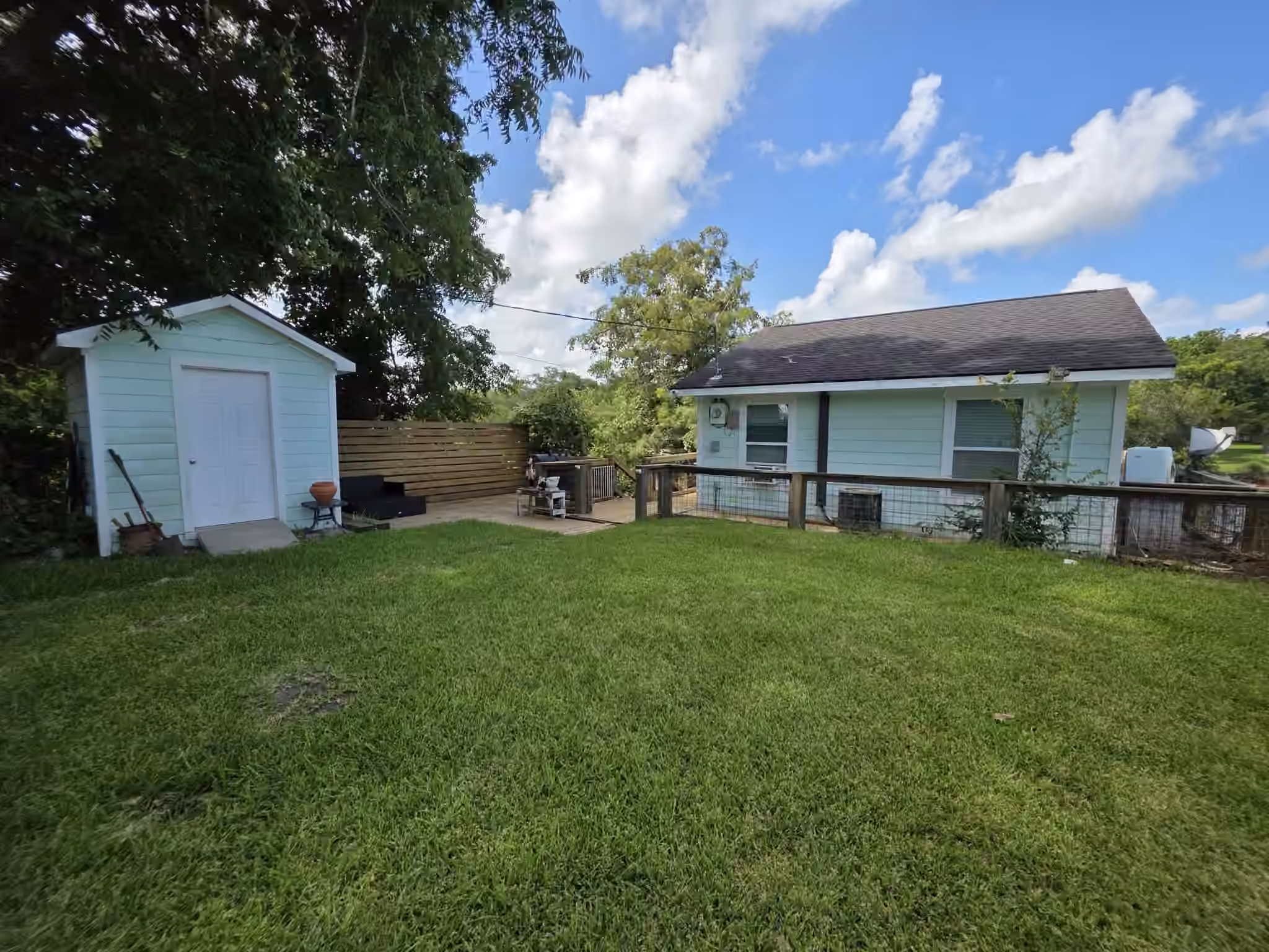Photo 3 of 354 Sir Lancelot Drive N, Sargent, TX