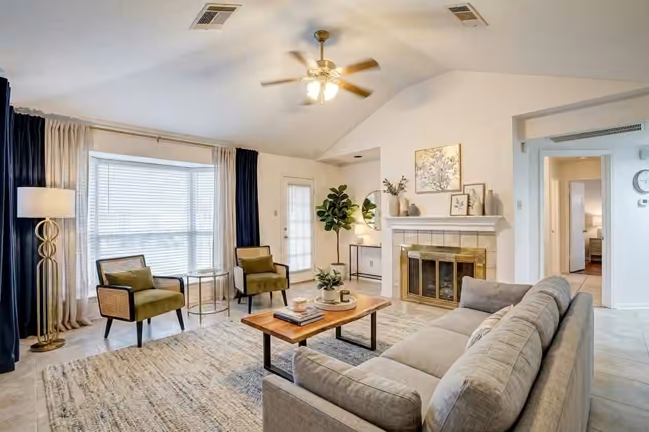 Photo 5 of 17522 Masonridge Drive, Houston, TX