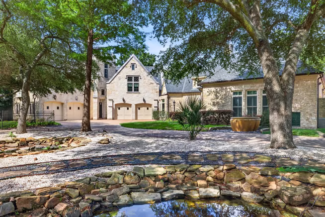 Photo 2 of 728 Crestbend Drive, Houston, TX